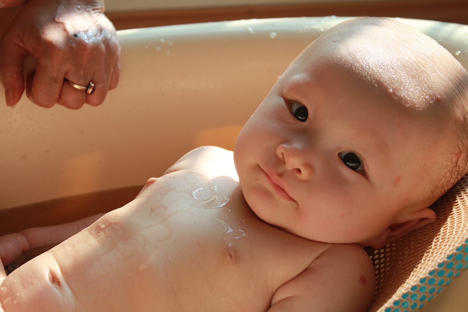 Les transat de bain pour votre bébé à bon prix